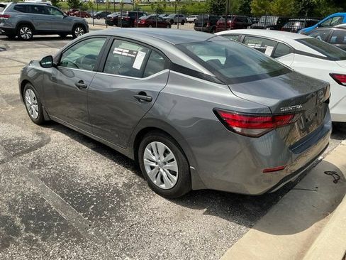 Used 2025 Nissan Sentra S FWD image 10