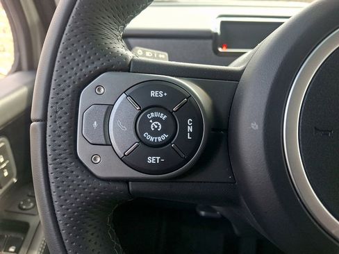 Used 2026 INEOS Grenadier Fieldmaster Edition image 20