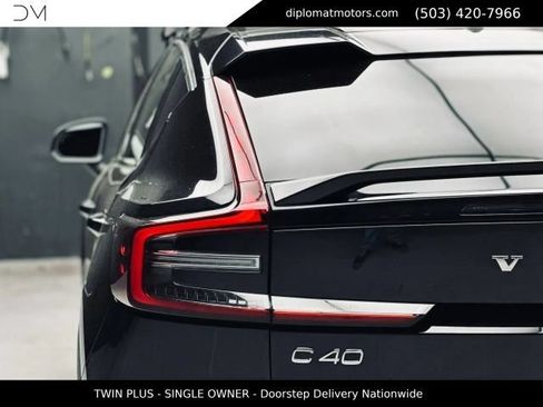 Used 2023 Volvo C40 P8 Recharge Plus AWD/4WD image 15
