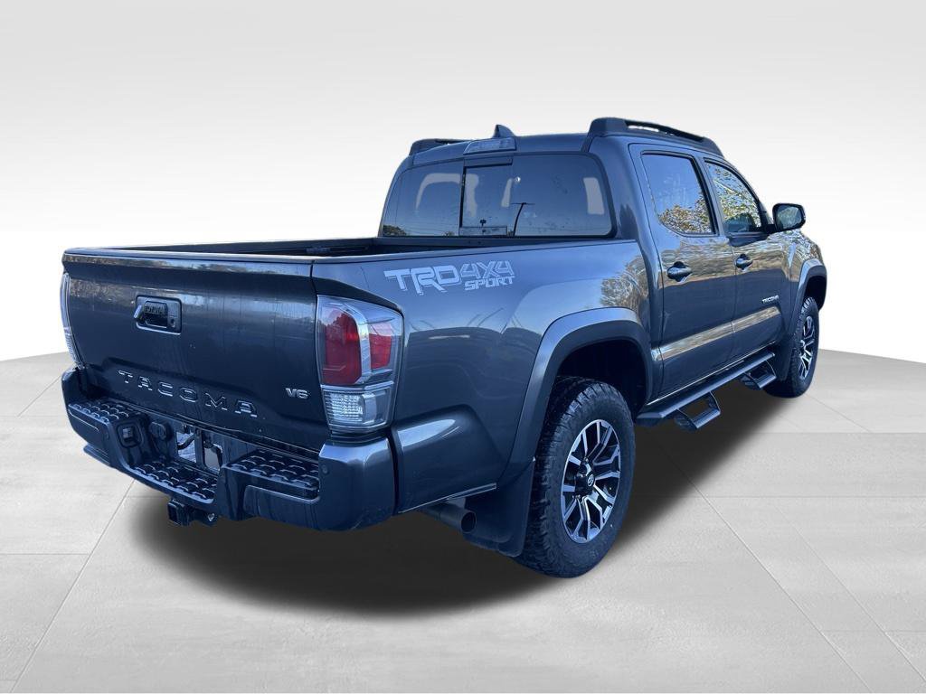 Used 2023 Toyota Tacoma TRD Sport w/ Technology Package AWD/4WD image 5