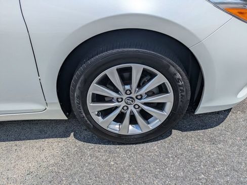 Used 2017 Toyota Camry XLE w/ Moonroof Package FWD image 12
