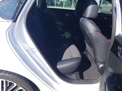 Used 2022 Kia Forte GT w/ GT Technology Package image 15