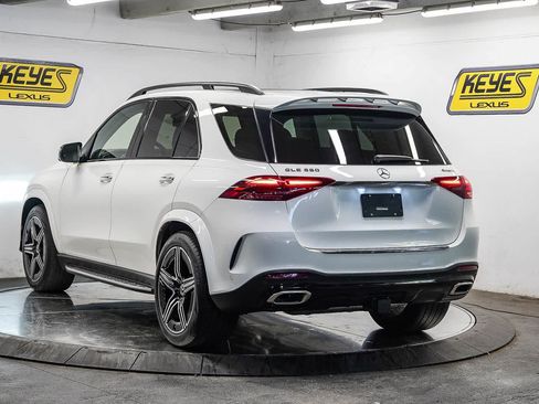 Used 2024 Mercedes-Benz GLE 580 4MATIC image 2