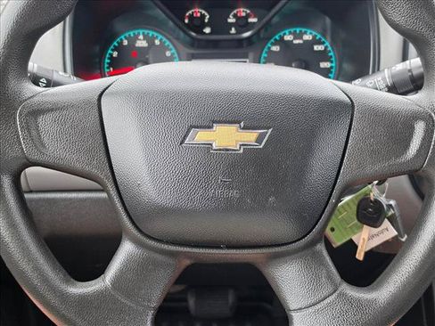 Used 2019 Chevrolet Colorado W/T RWD image 24