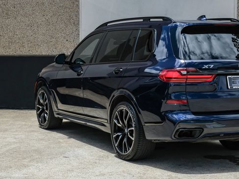 Used 2021 BMW X7 xDrive40i w/ M Sport Package AWD/4WD image 13