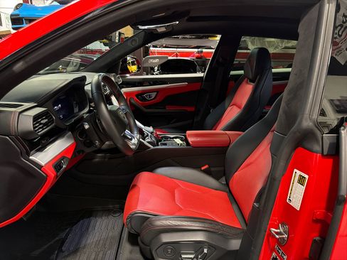 Used 2020 Lamborghini Urus image 13