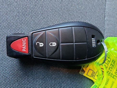 Used 2022 RAM 1500 Classic SLT image 20