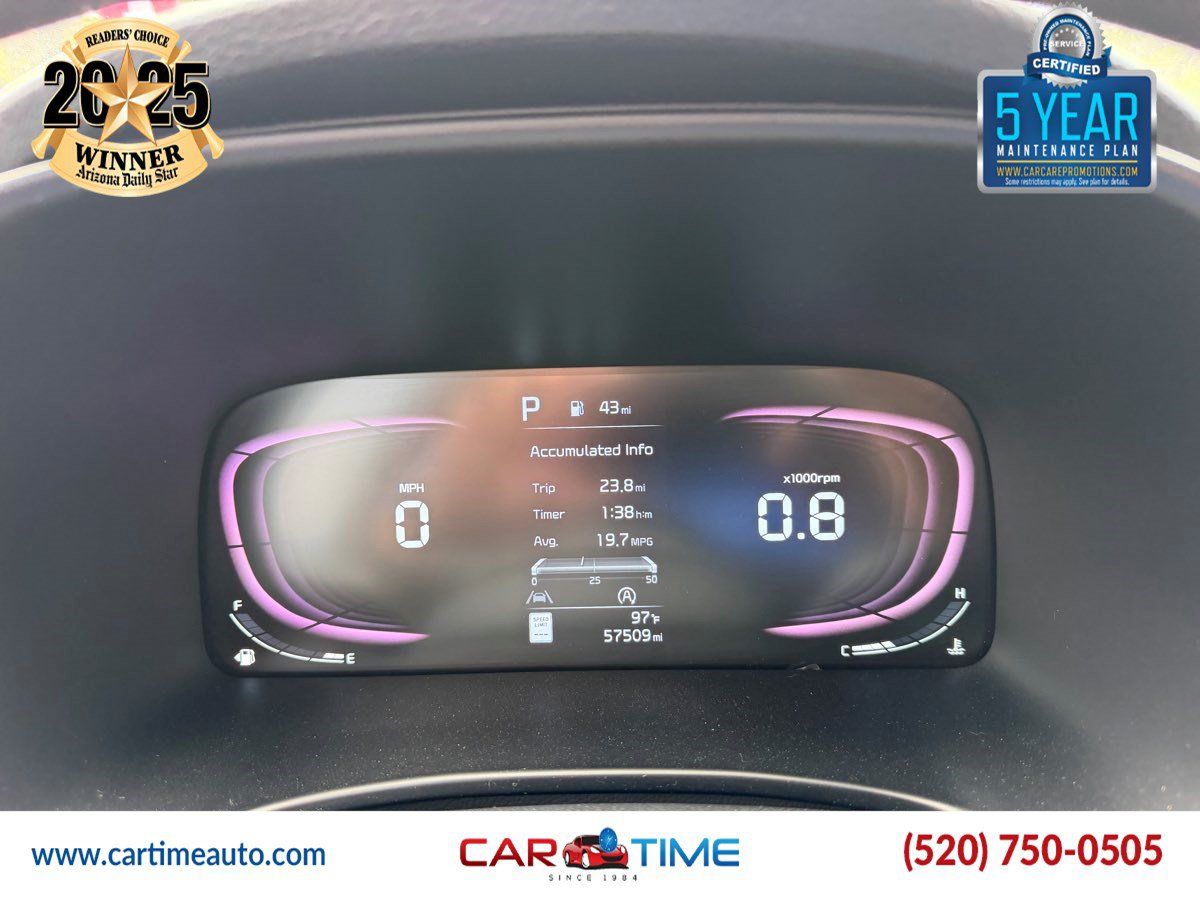 Used 2023 Kia Soul LX w/ LX Technology Package FWD image 8