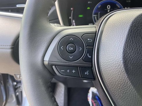 Used 2024 Toyota Corolla Cross AWD Hybrid w/ Convenience Package image 35