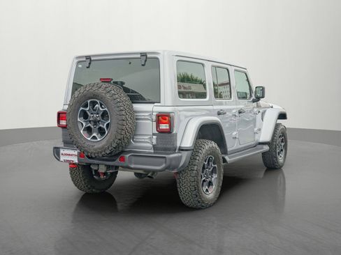 Used 2023 Jeep Wrangler Unlimited Rubicon w/ Cold Weather Group image 7