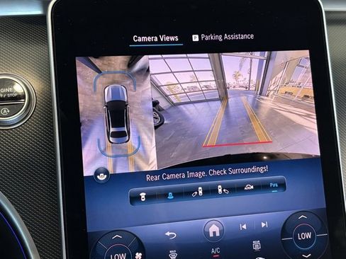 Used 2025 Mercedes-Benz C 300 Sedan image 24