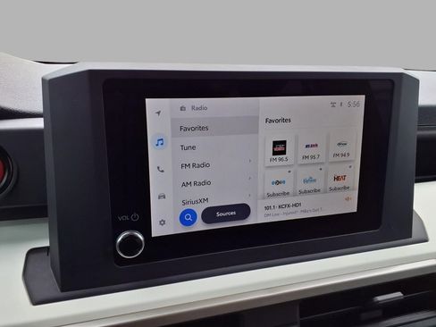 Used 2024 Toyota Tacoma TRD Off-Road image 5