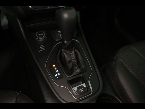 Used 2021 Jeep Cherokee Latitude Lux w/ Trailer Tow Group image 28