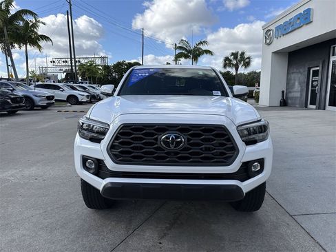 Used 2023 Toyota Tacoma TRD Off-Road image 9