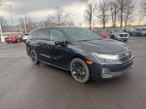 Used 2025 Honda Odyssey Sport-L image 6