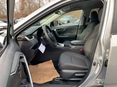 New 2025 Toyota RAV4 LE image 28