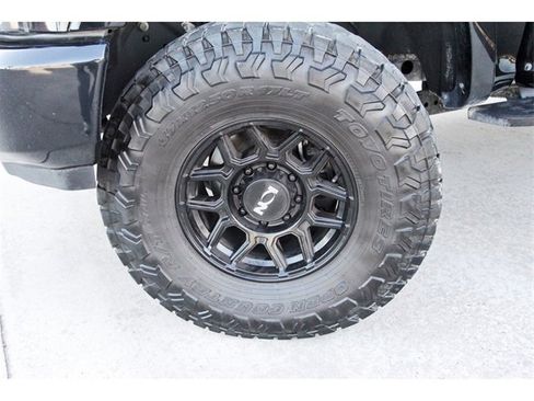 Used 2022 Ford F250 Lariat w/ Tremor Off-Road Package image 29