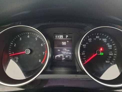 Used 2016 Volkswagen Jetta SEL FWD image 23