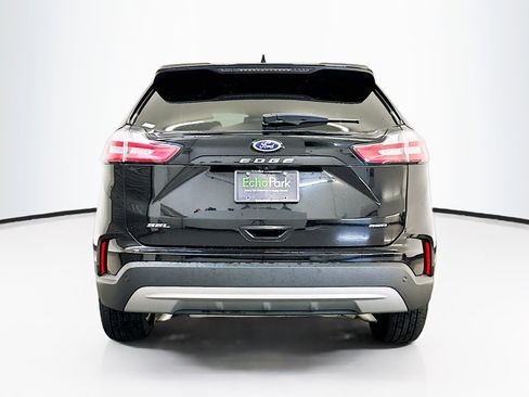 Used 2024 Ford Edge SEL AWD/4WD image 7