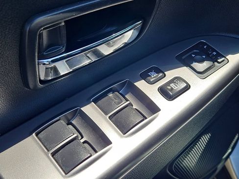 Used 2025 Mitsubishi Outlander Sport AWD image 24