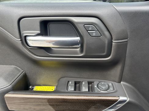 Used 2019 Chevrolet Silverado 1500 LT w/ All-Star Edition image 16