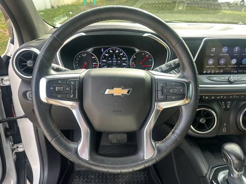 Used 2020 Chevrolet Blazer Premier w/ Driver Confidence II Package AWD/4WD image 13