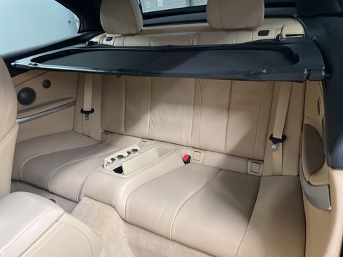 Used 2014 BMW 435i Convertible image 28