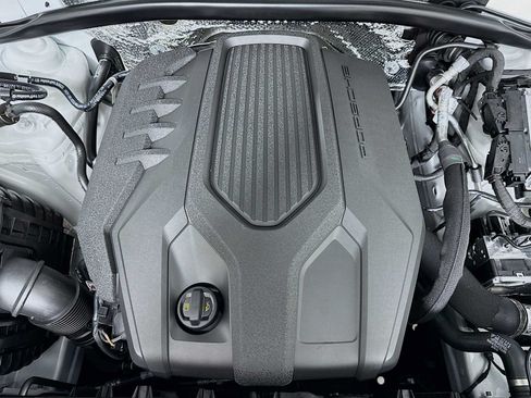 New 2026 Porsche Macan AWD/4WD image 32