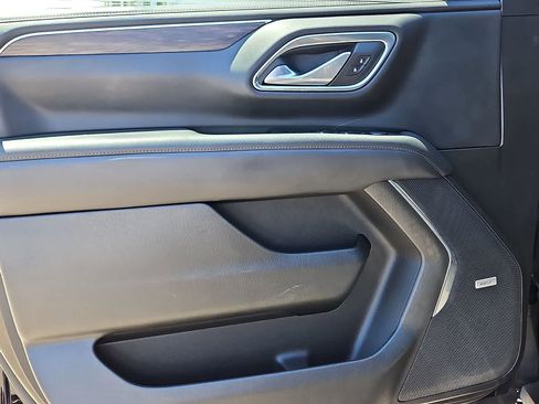 Used 2022 Chevrolet Tahoe LT w/ LT Signature Plus Package AWD/4WD image 28