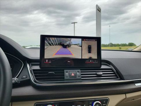 Certified 2023 Audi Q5 2.0T Premium Plus w/ Premium Plus Package AWD/4WD image 15