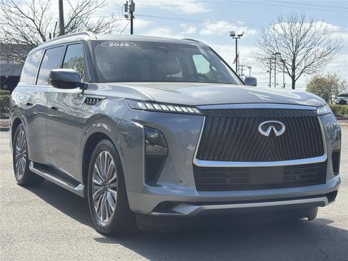 Used 2025 INFINITI QX80 Sensory AWD/4WD image 41