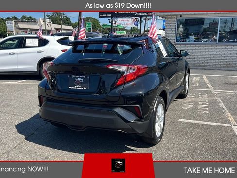 Used 2021 Toyota C-HR LE FWD image 4