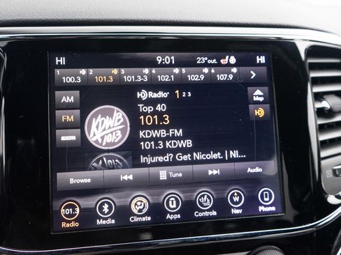 Used 2019 Jeep Grand Cherokee Limited image 17