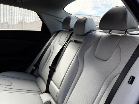 New 2026 Hyundai Elantra Limited image 20