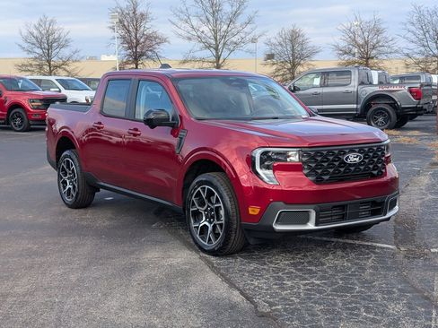 New 2026 Ford Maverick Lariat AWD/4WD image 3