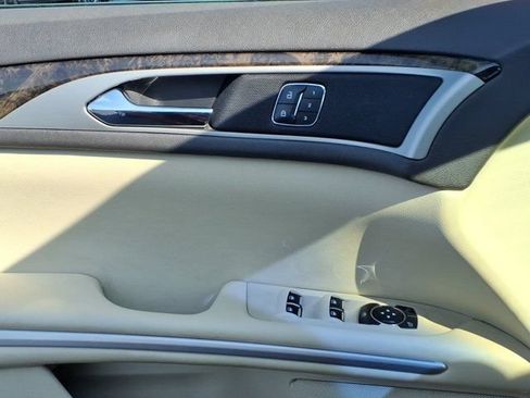 Used 2014 Lincoln MKZ w/ Equipment Group 102A Reserve FWD image 23
