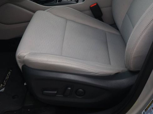Used 2020 Hyundai Tucson SEL FWD image 13