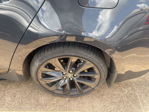 Used 2025 Toyota Corolla SE image 9