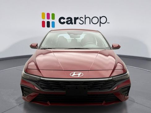 Used 2024 Hyundai Elantra SEL FWD image 6