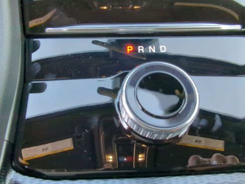 New 2025 Jeep Grand Cherokee L Laredo w/ Luxury Tech Group I image 20