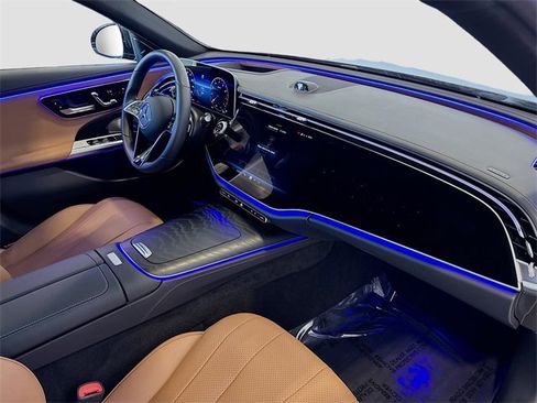 Used 2024 Mercedes-Benz E 350 4MATIC Sedan image 30