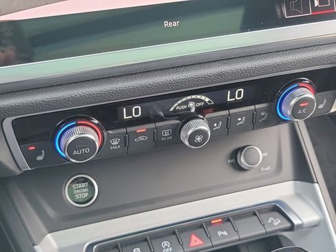 Used 2021 Audi Q3 2.0T Premium Plus AWD/4WD image 31