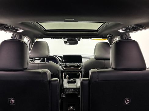 Used 2024 Toyota Grand Highlander AWD Hybrid image 49