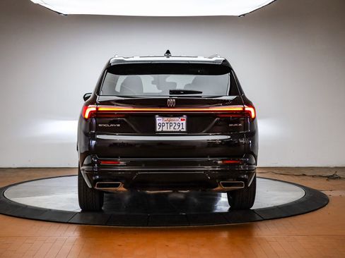 Used 2025 Buick Enclave Sport Touring w/ Power Package image 3