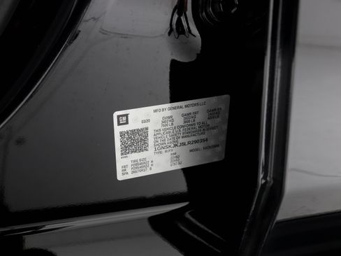 Used 2020 Chevrolet Suburban Premier AWD/4WD image 34