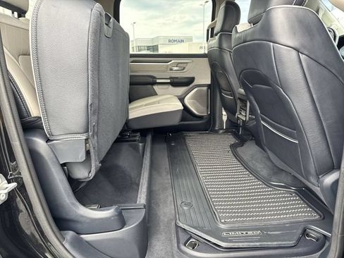 Used 2022 RAM 1500 Limited AWD/4WD image 17