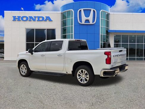 Used 2023 Chevrolet Silverado 1500 LTZ AWD/4WD image 4