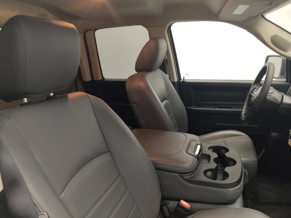 Used 2016 RAM 1500 Tradesman RWD image 21