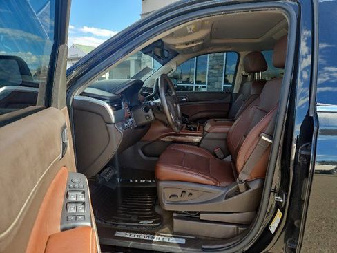 Used 2016 Chevrolet Suburban LTZ image 11