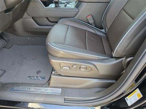 New 2026 GMC Sierra 1500 Denali image 17